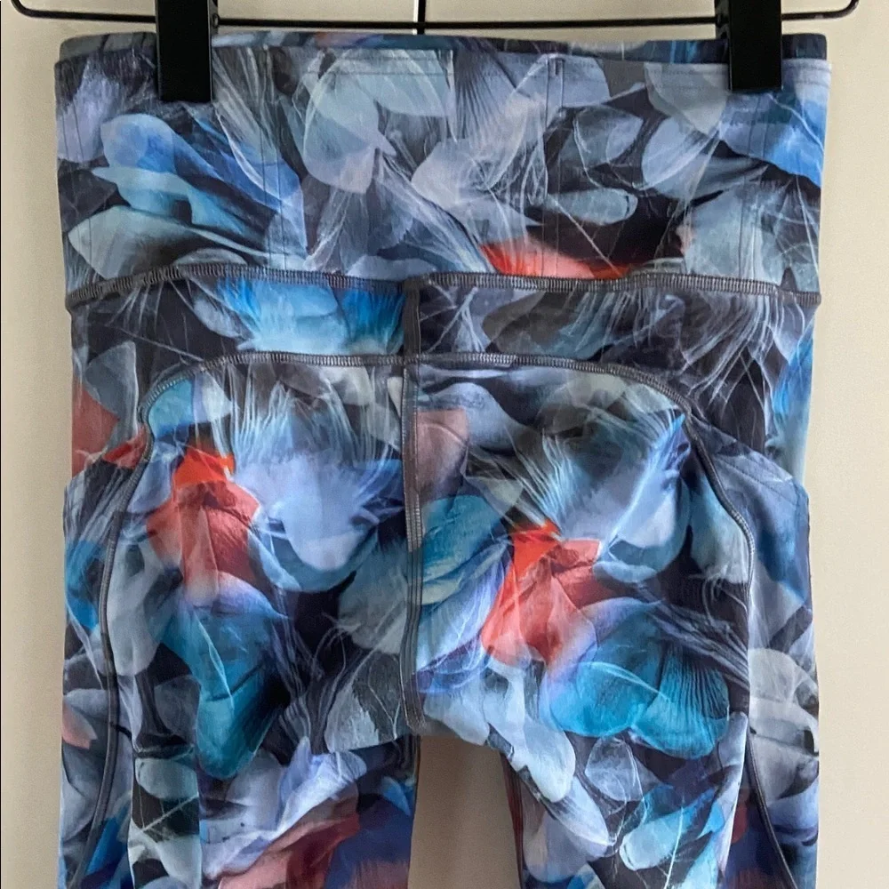 Lululemon Fast and Free High-Rise Tight 25" EUC - Picture 9 of 9